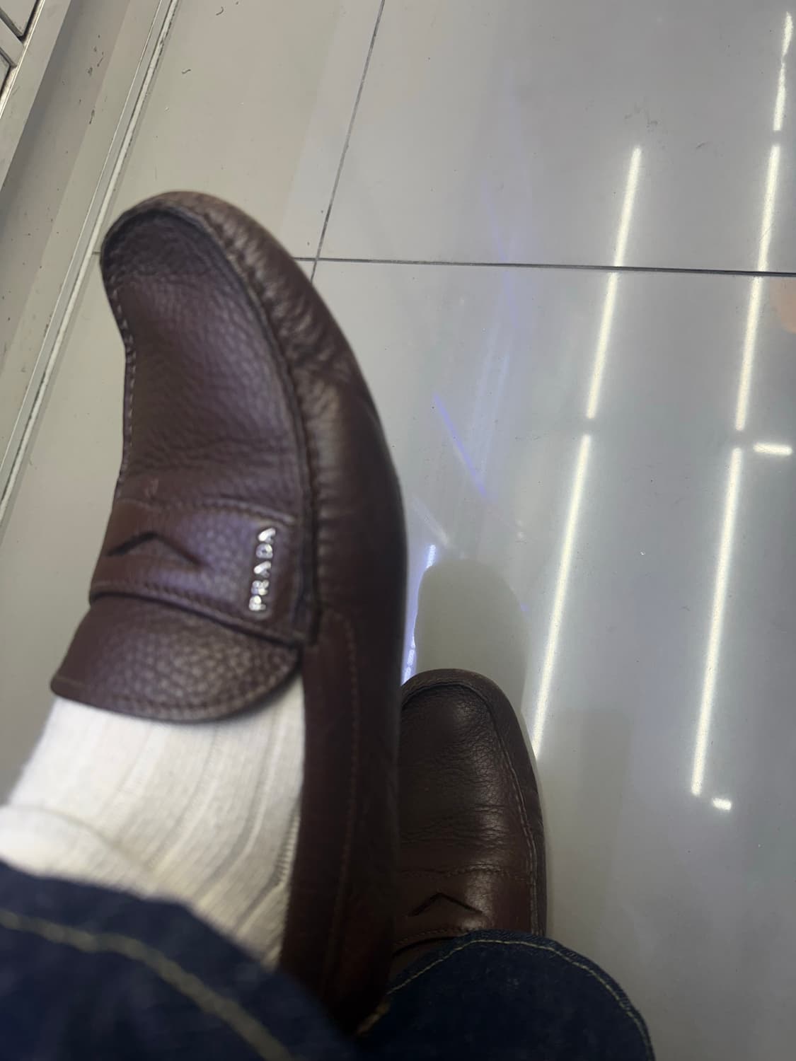 프라다 가죽 로퍼 브라운 상품이미지2