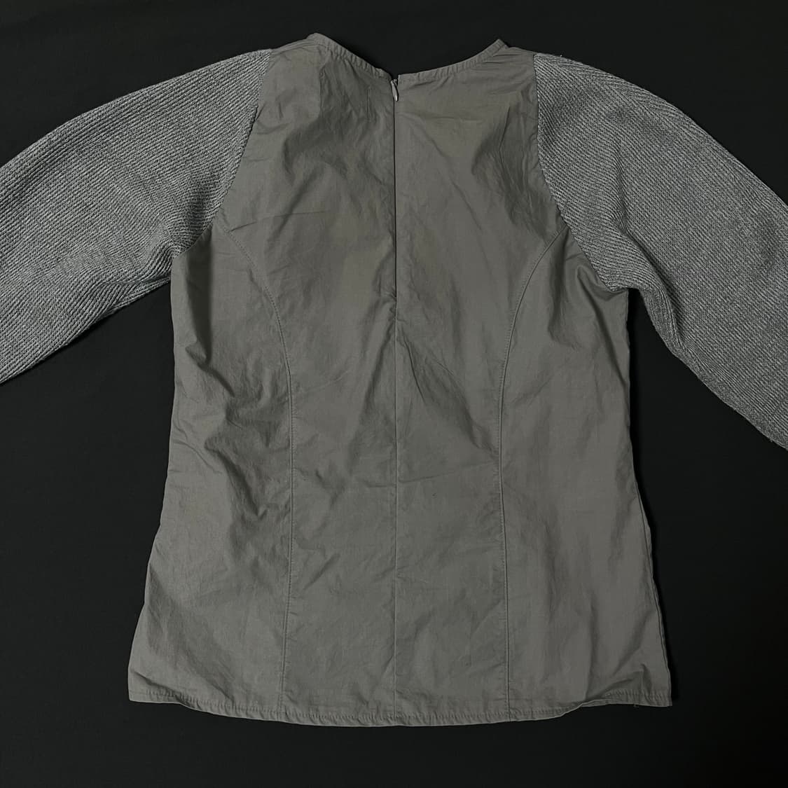 페스토 레글런 슬림 블라우스 문컬러 상품이미지3