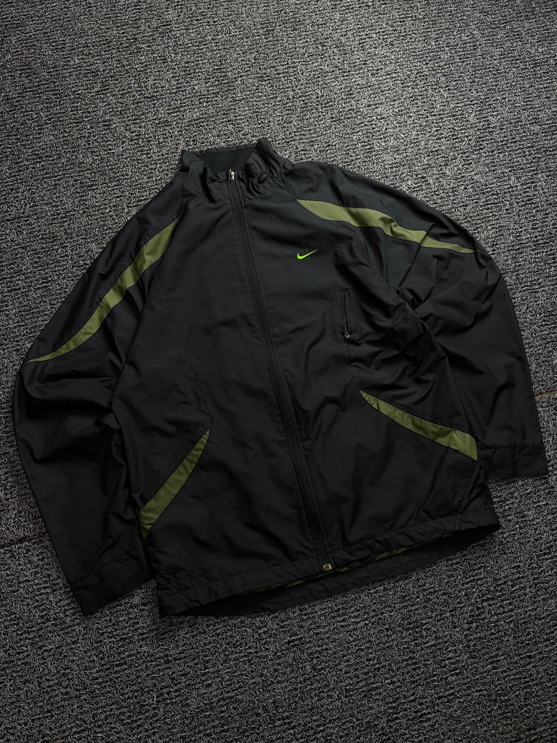 00s 나이키 올드스쿨 스우시 박시핏 배색 바람막이 1684 상품이미지1