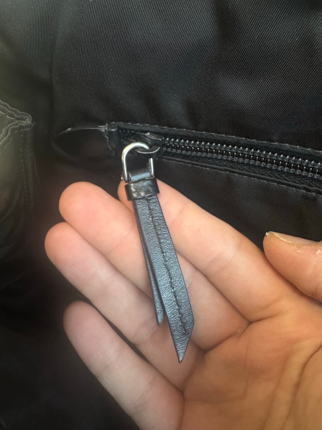 프라다 패딩 숄더백 라지 상품이미지3