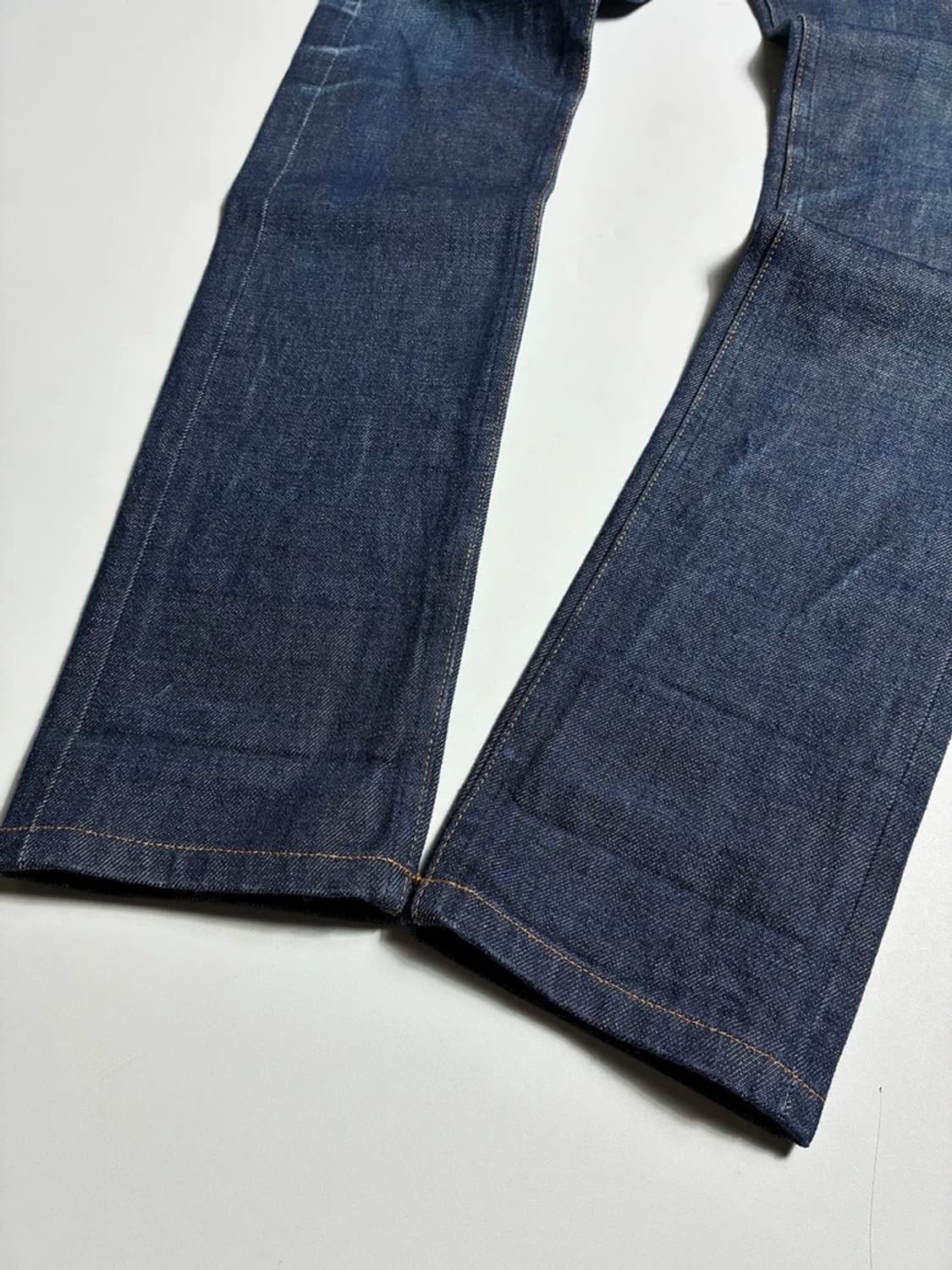 아페쎄 A.P.C. 쁘띠 뉴 스탠다드 셀비지 데님 팬츠 R1603 상품이미지4
