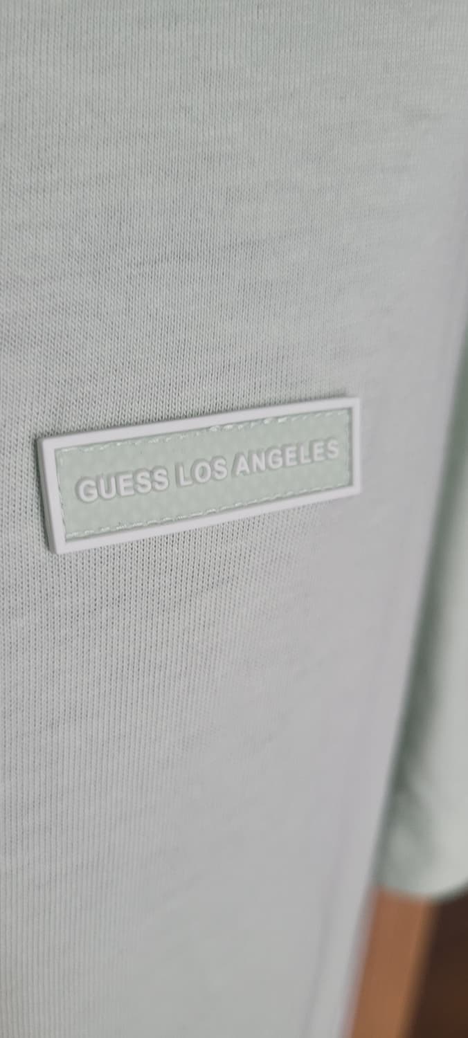 👔남성여유100~늘씬105사이즈👔GUESS 옅은그린 반팔티(얇음) 상품이미지2