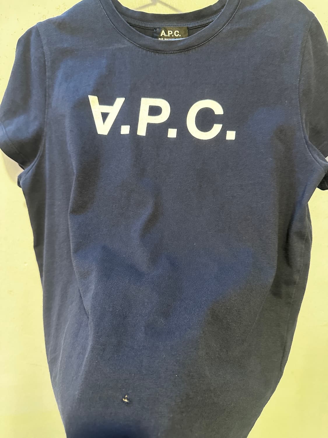 아페쎄 VPC 티셔츠 블랙 구멍 상품이미지4
