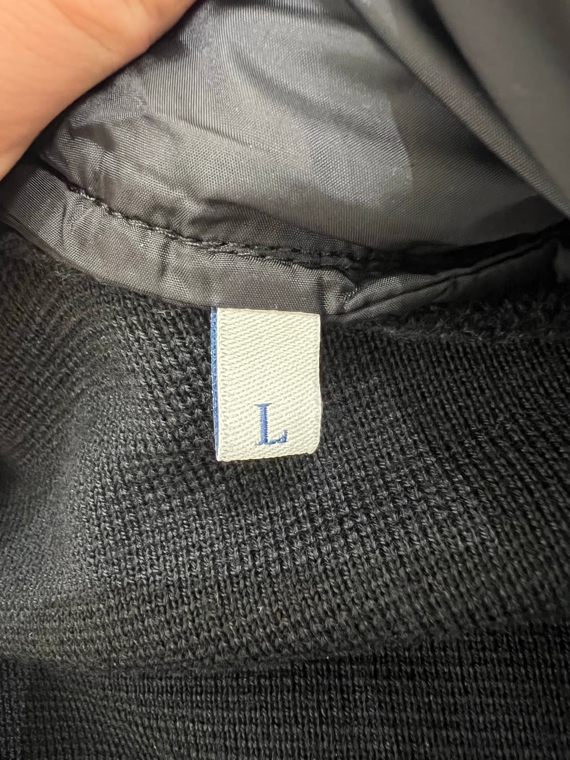 [블랙 L/새상품급] 24F/W 몽클레어 김현우 니트패딩 트리콧 풀구성 상품이미지3