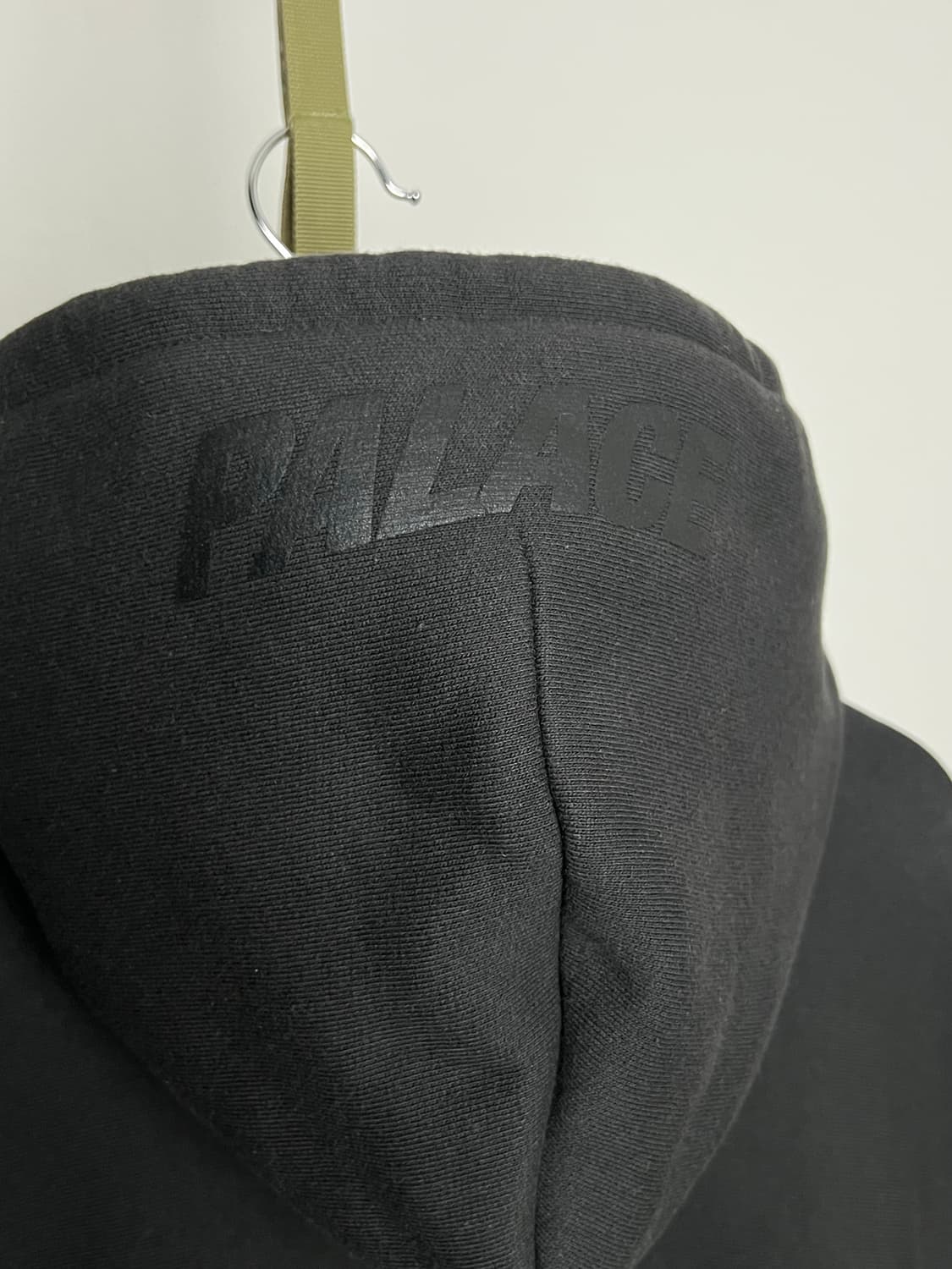 준야와타나베 x 팔라스 24FW 니트 후디 상품이미지3