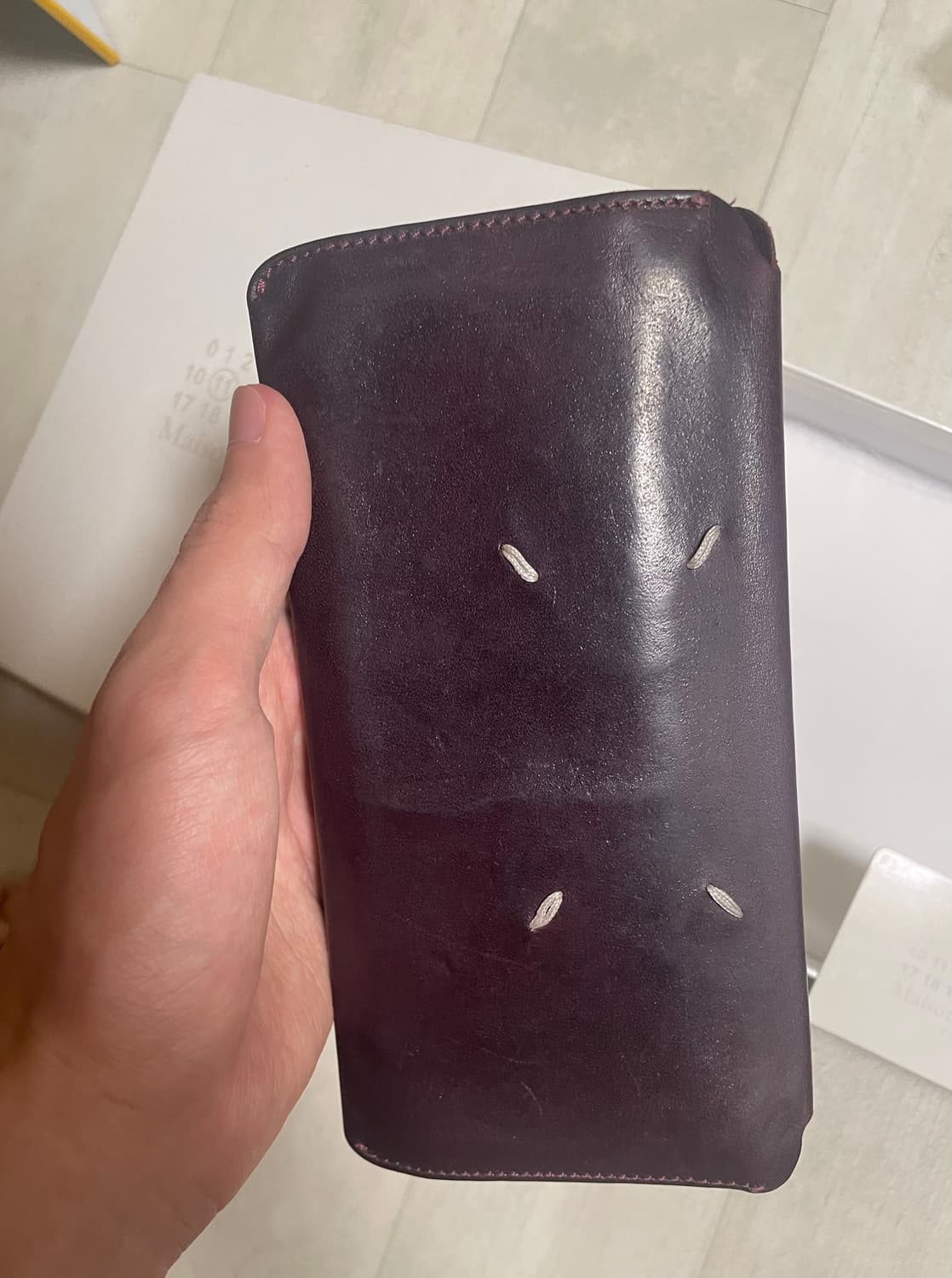 마르지엘라 버건디 골져스 반지갑 상품이미지3