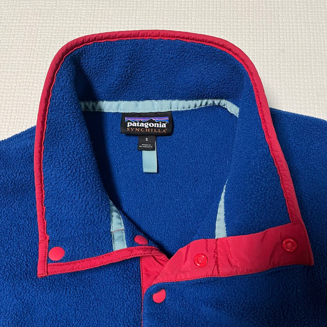 파타고니아 신칠라 블루/레드 상품이미지3