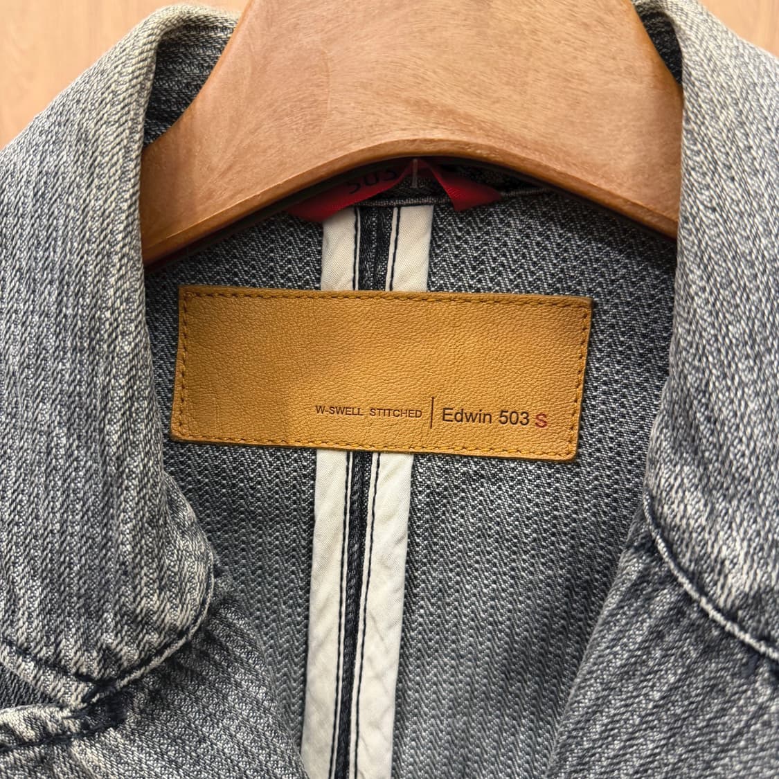 에드윈 데님 자켓 웨스턴 요크 절개 메탈 버튼 디테일 그레이 상품이미지6