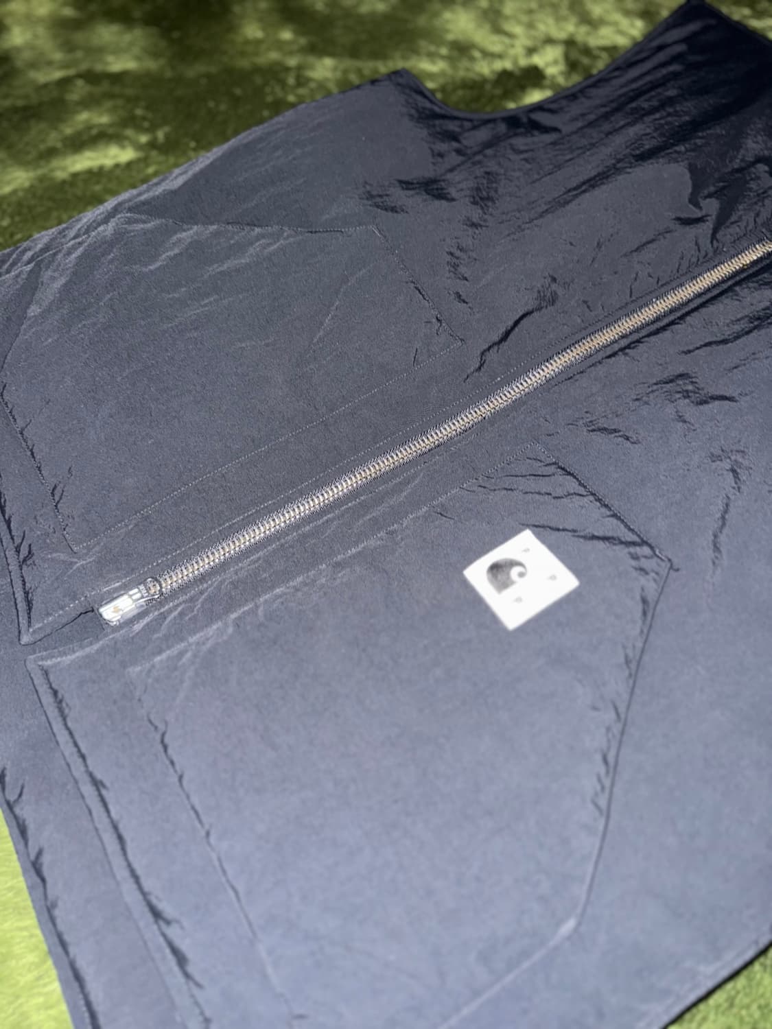 [L] 칼하트 WIP X 팝 트레이딩 컴퍼니 콜라보 패딩 베스트 블랙 상품이미지4