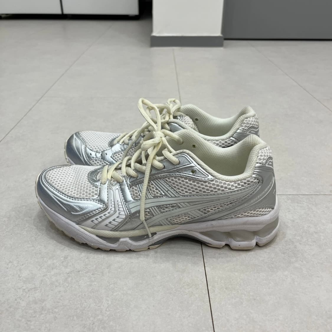 아식스 x JJJ자운드 젤 카야노 14 실버 화이트 260 상품이미지2