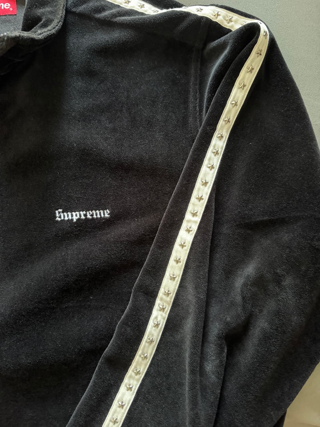 슈프림 스터드 벨루어 트랙 자켓 블랙 22FW 상품이미지5