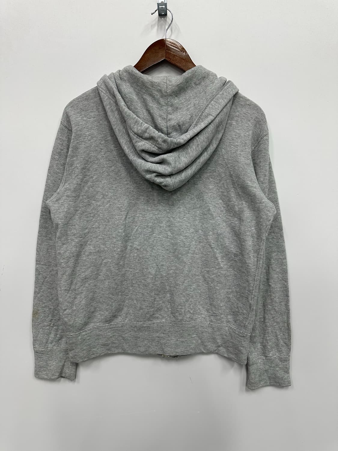 꼼데가르송 그레이 레드 와펜 후드집업 상품이미지5