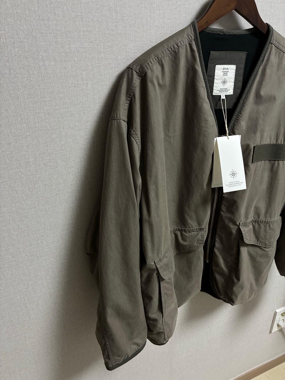 엔벨로프 크라우즈 라이너 자켓 세이지그레이컬러 2사이즈 판매 상품이미지2
