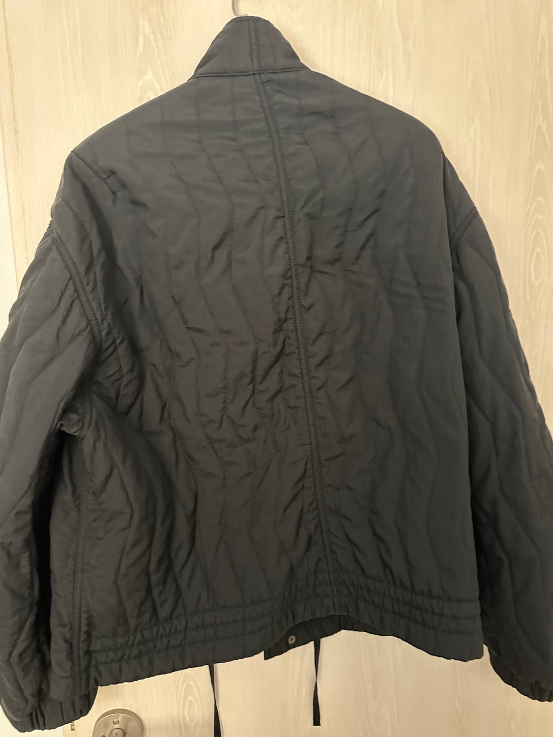 언어펙티드 퀄팅 자켓 3사이즈 판매합니다. 상품이미지2