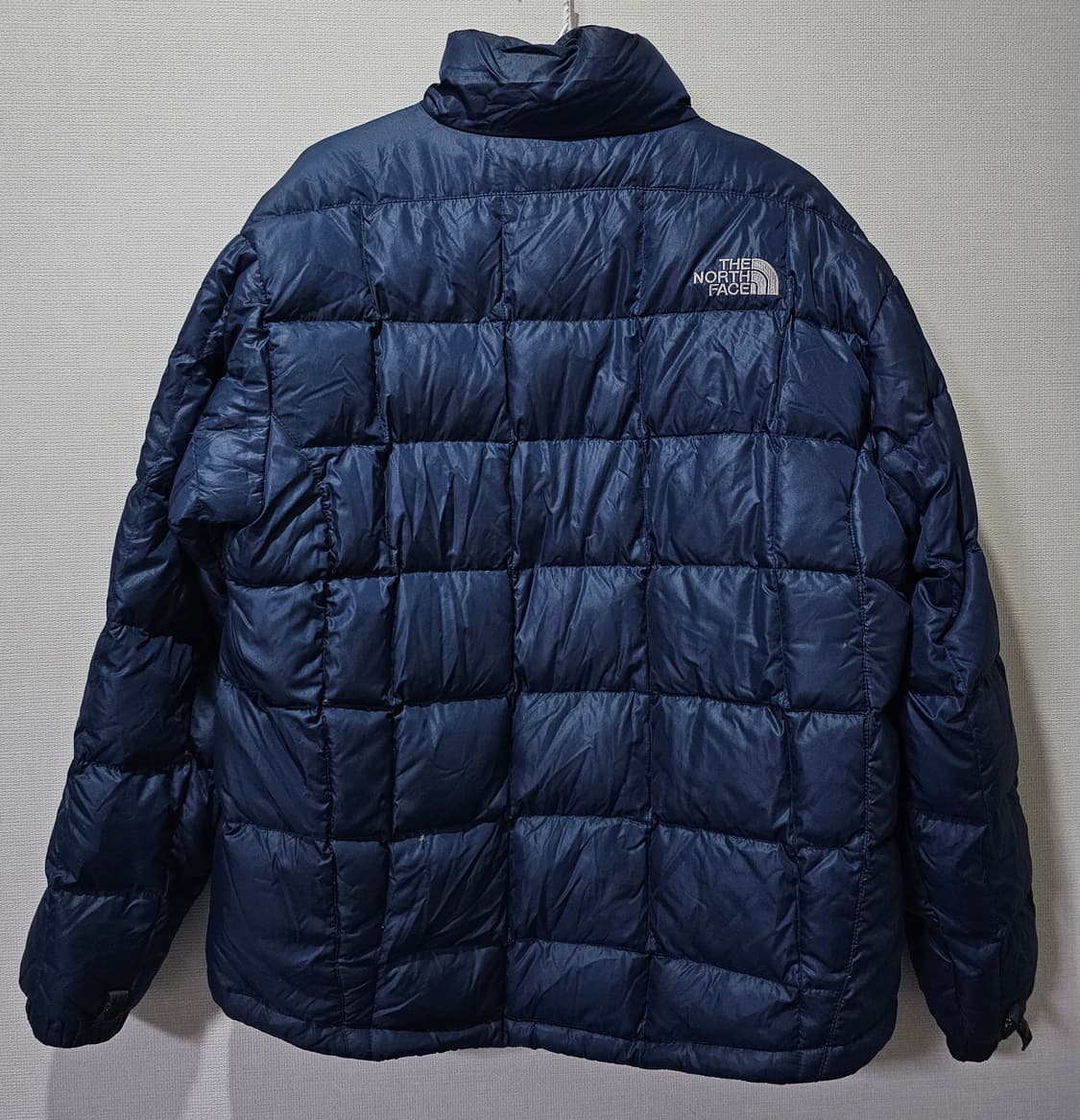 노스페이스 거위털 구스 경량점퍼 경량패딩 100/L 상품이미지3