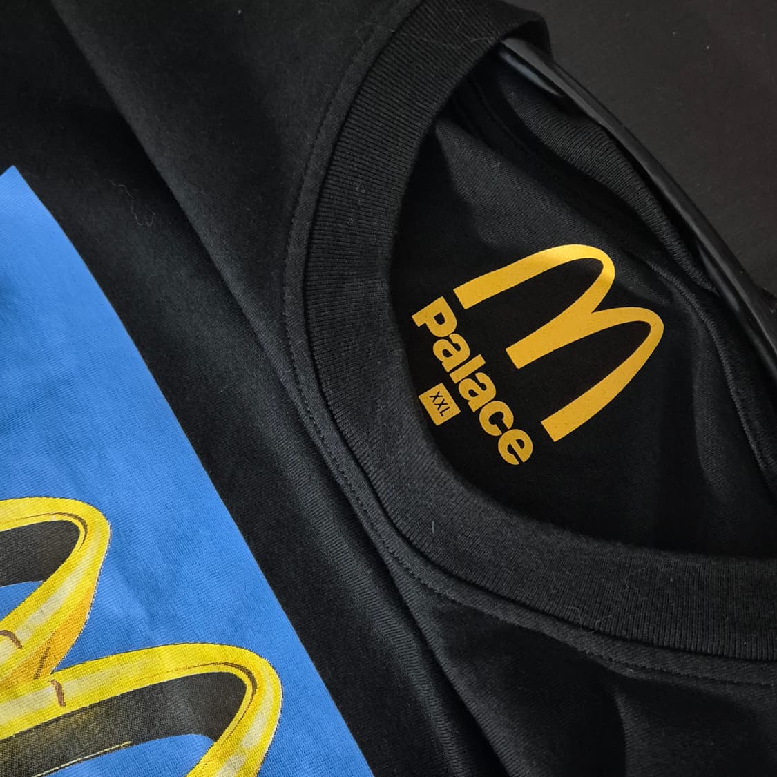 팔라스 X 맥도날드 콜라보 티셔츠 XXL사이즈 상품이미지3