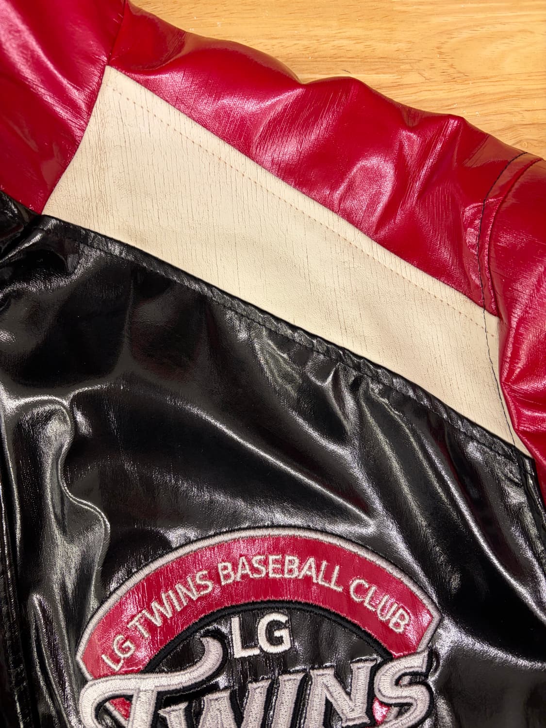 [L] LG 트윈스 atc 유광 야구 점퍼 상품이미지3