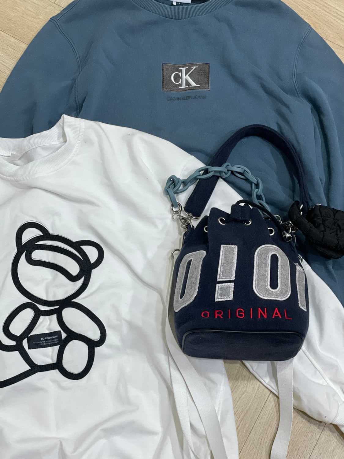 1+1+1 CK 맨투맨 노브 맨투맨 오아이오아이 oioi 복조리백 상품이미지1