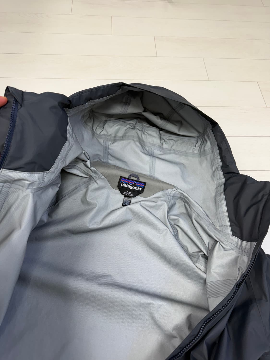 파타고니아 토렌쉘 M 사이즈 스몰더블루  25년식 최신 큐알모델입니다   상품이미지3