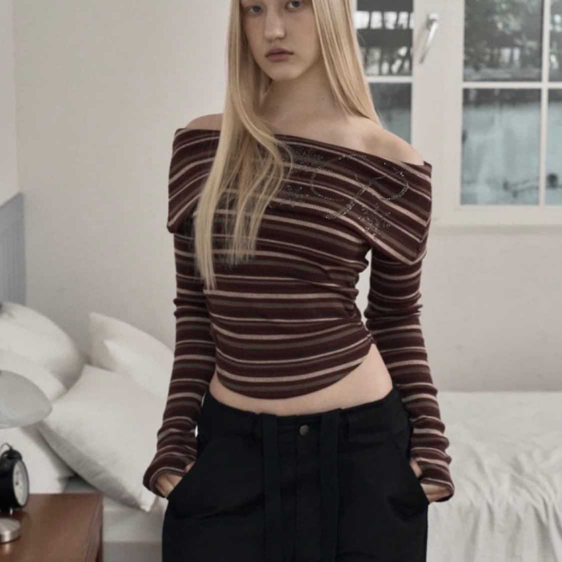 플리즈노팔로우 Zemma Crystal Off-Shoulder 버건디 상품이미지4