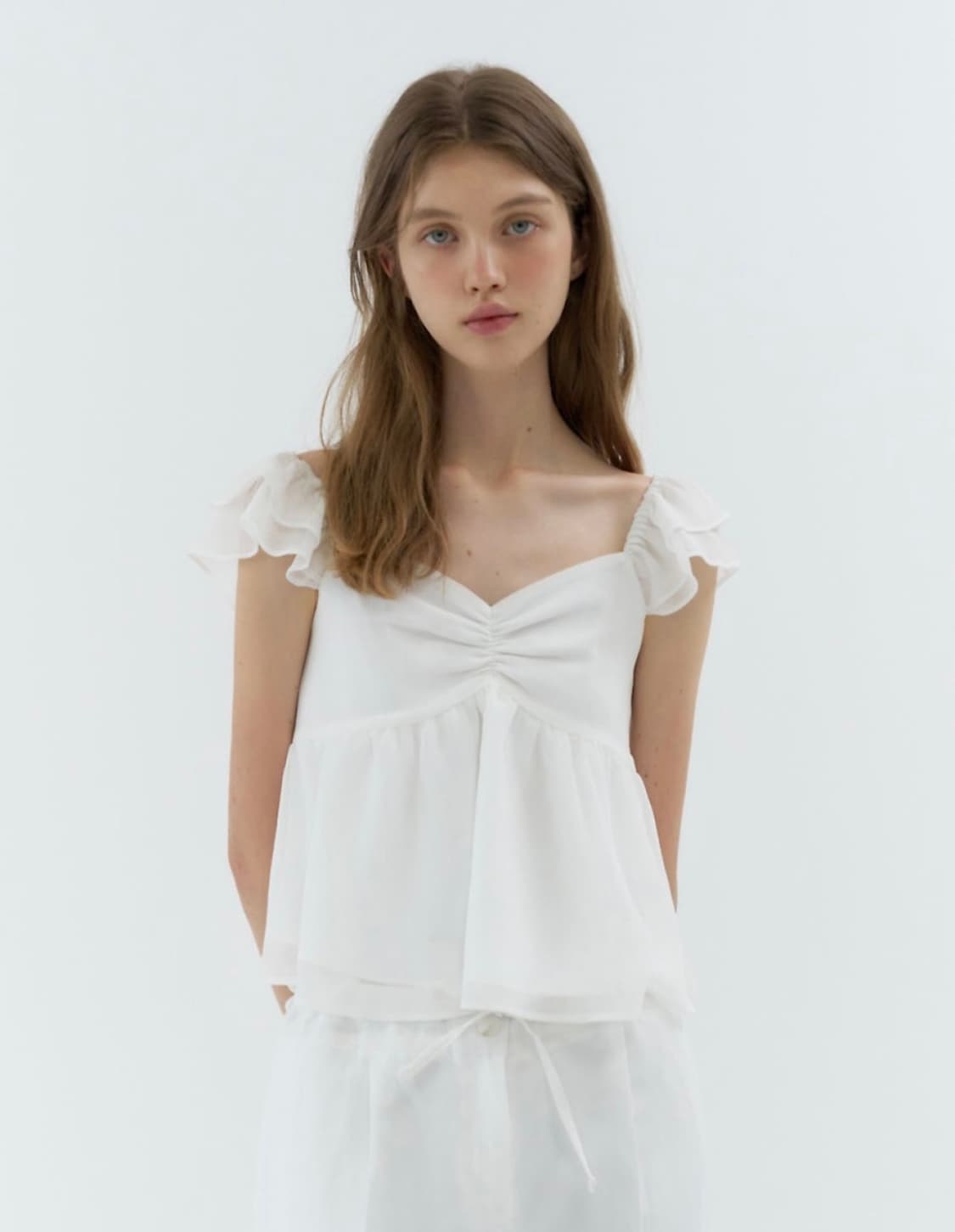 르베인 나디아 블라우스 1회 단시간 착용 상품이미지2