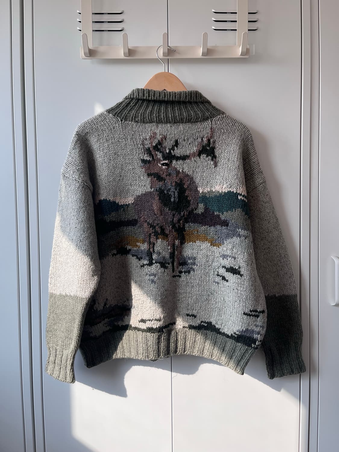 University shop 빈티지 사슴 풍경 코위찬 집업 상품이미지1