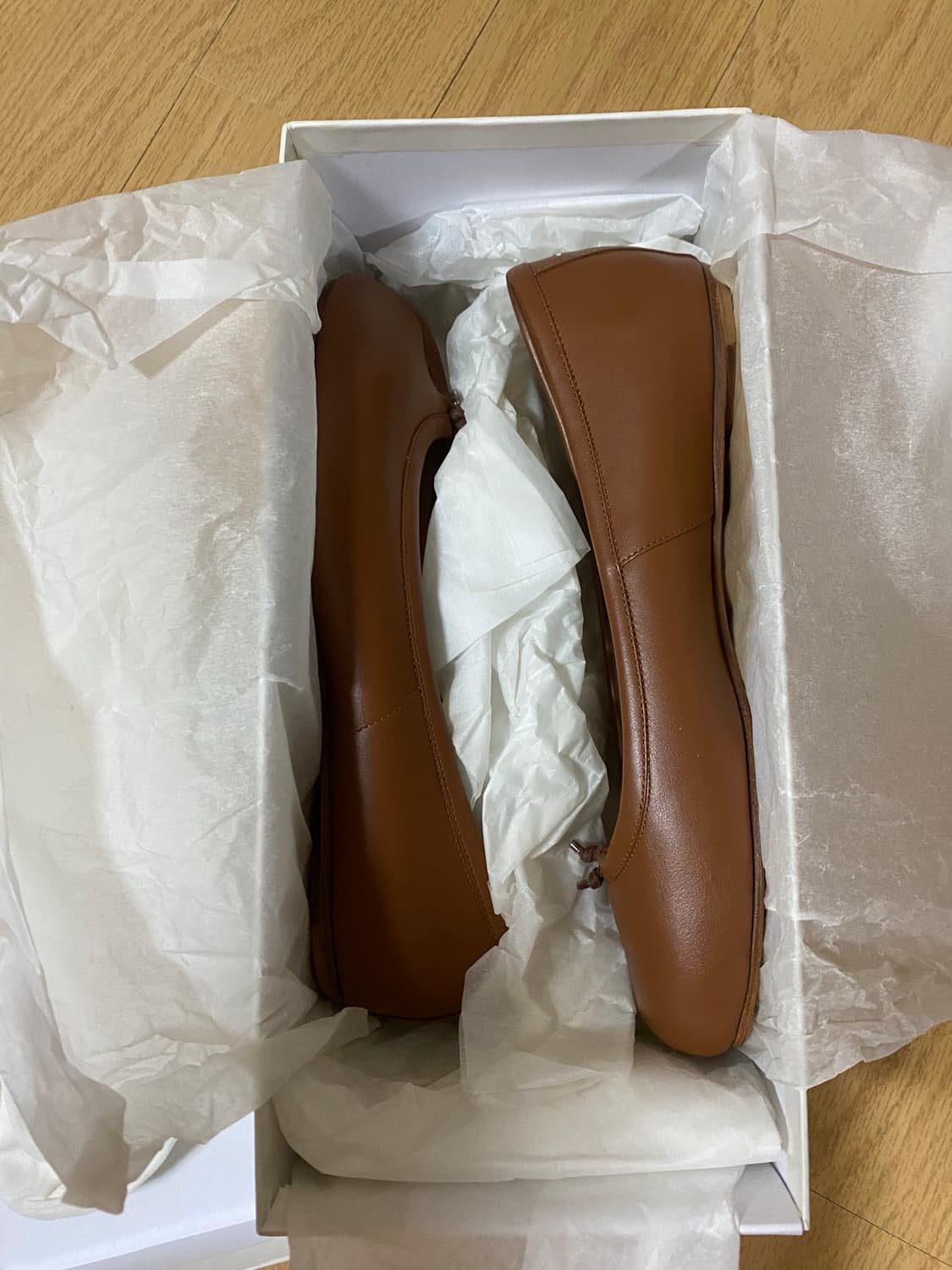 메종메르지엘라 타비 플랫 36.5 사이즈 브라운 새상품 정품 팔아요  상품이미지2
