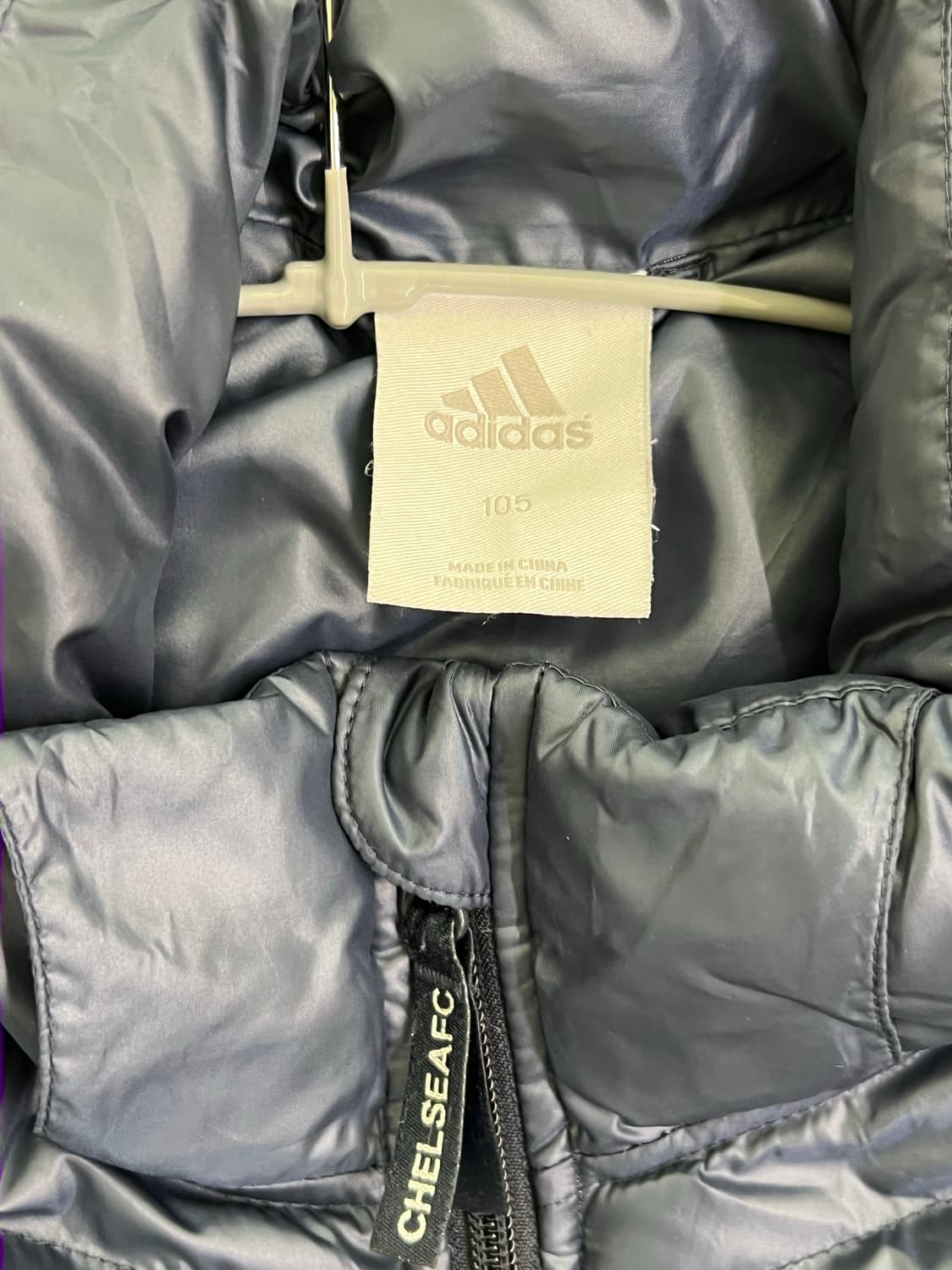 희귀 매물) 아디다스 덕다운 첼시 숏패딩 상품이미지3