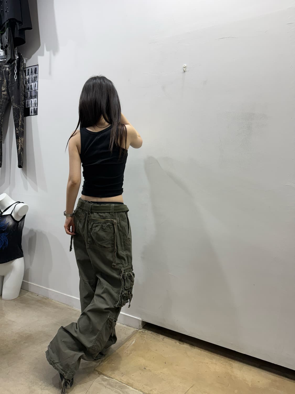 스트랩 디테일 멀티포켓 카고팬츠 상품이미지5