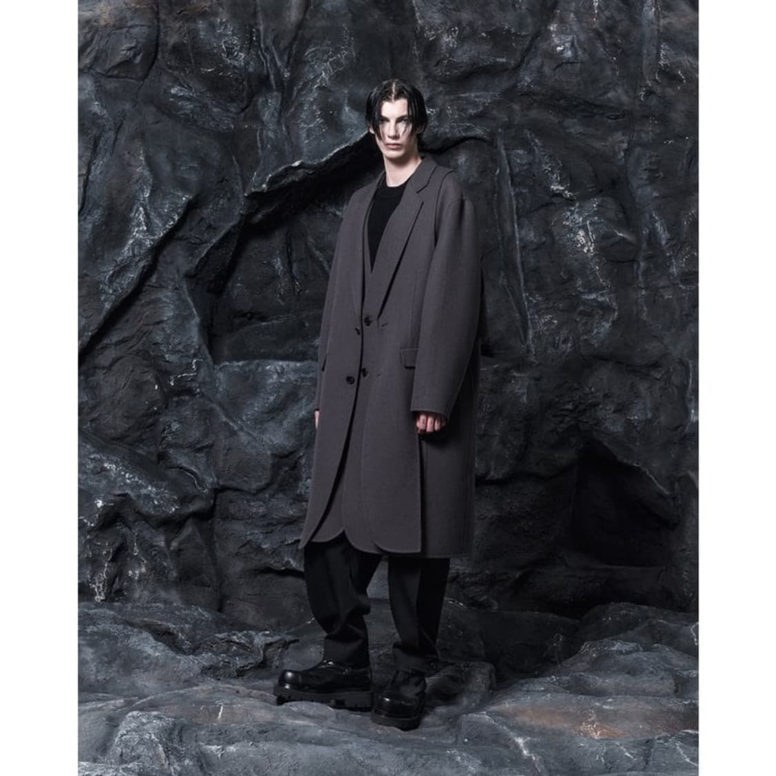 송지오옴므 메타 코트 팝니다 우영미 타임옴므 솔리드옴므 상품이미지1