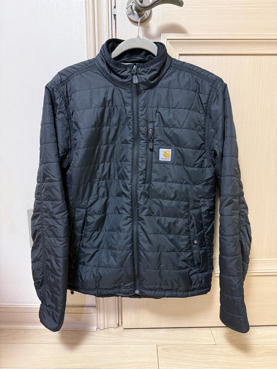 칼하트 레인 디펜더 경량패딩 상품이미지1