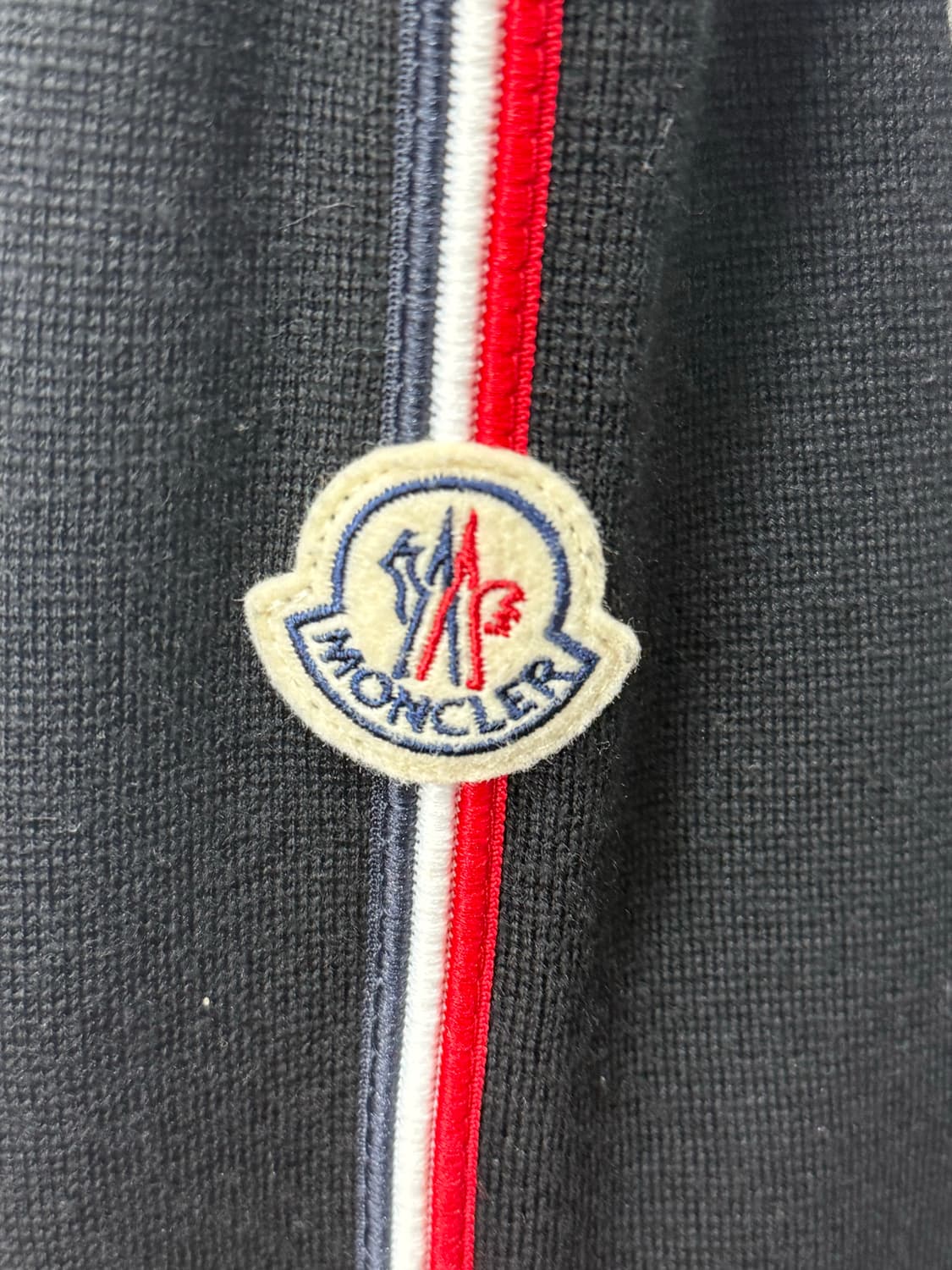 몽클레어 삼선 니트패딩 자켓 M사이즈 상품이미지3