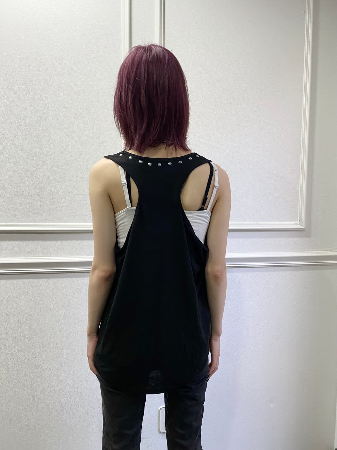 DIGDEEP] Stud Detail Punk Sleeveless 상품이미지5