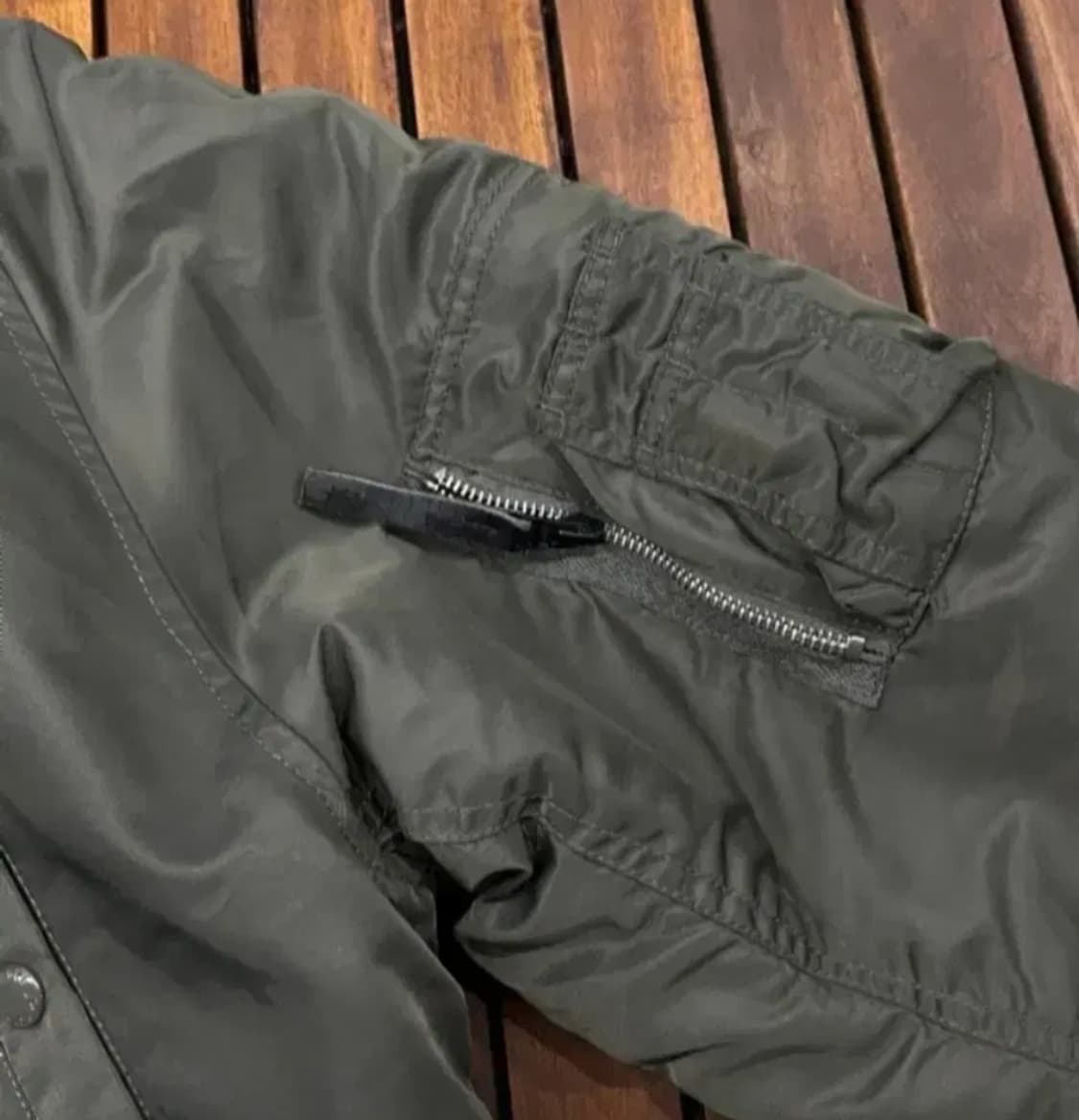 쇼트 N-3B 패딩 올리브 카키 상품이미지4