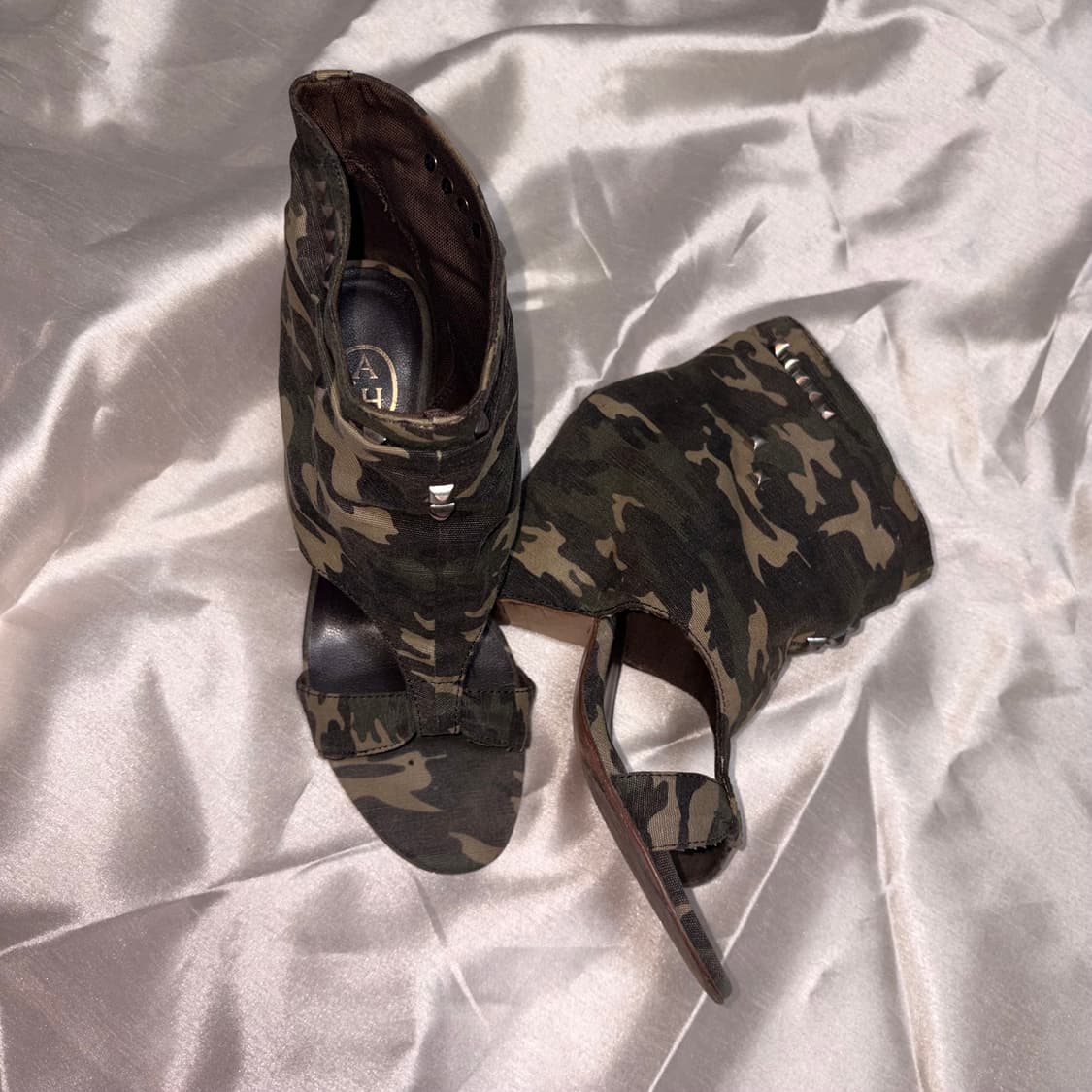 Ash camo pattern heels 상품이미지8