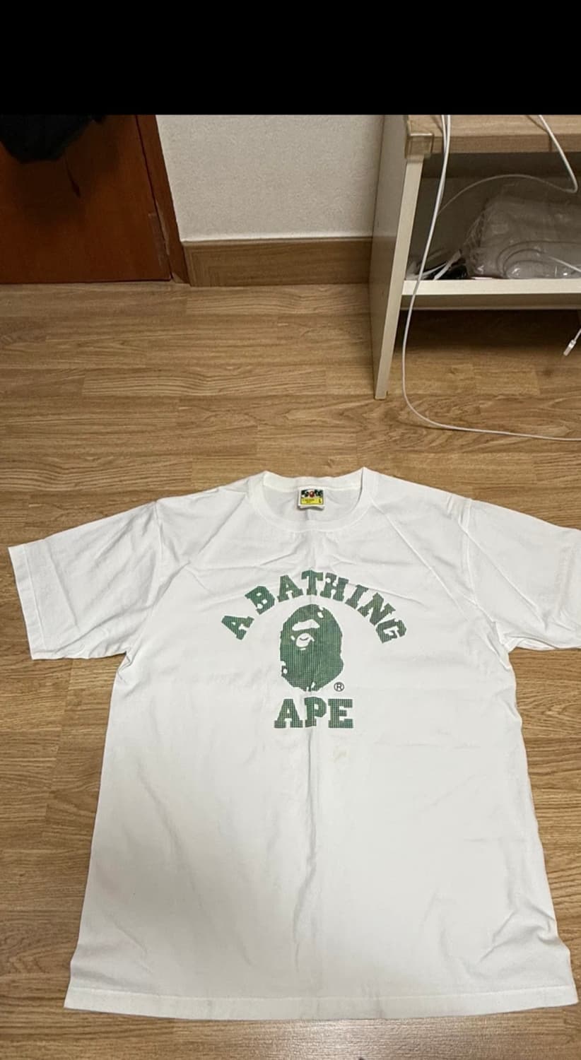베이프(BAPE) 반팔 흰색L 상품이미지1