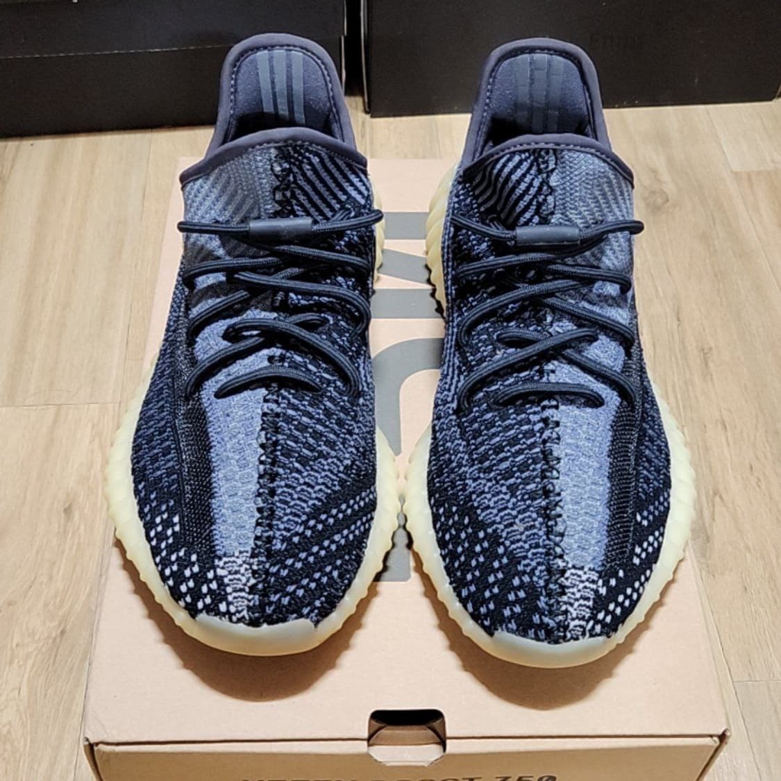 아디다스 270 이지부스트 카본 350v2 상품이미지3