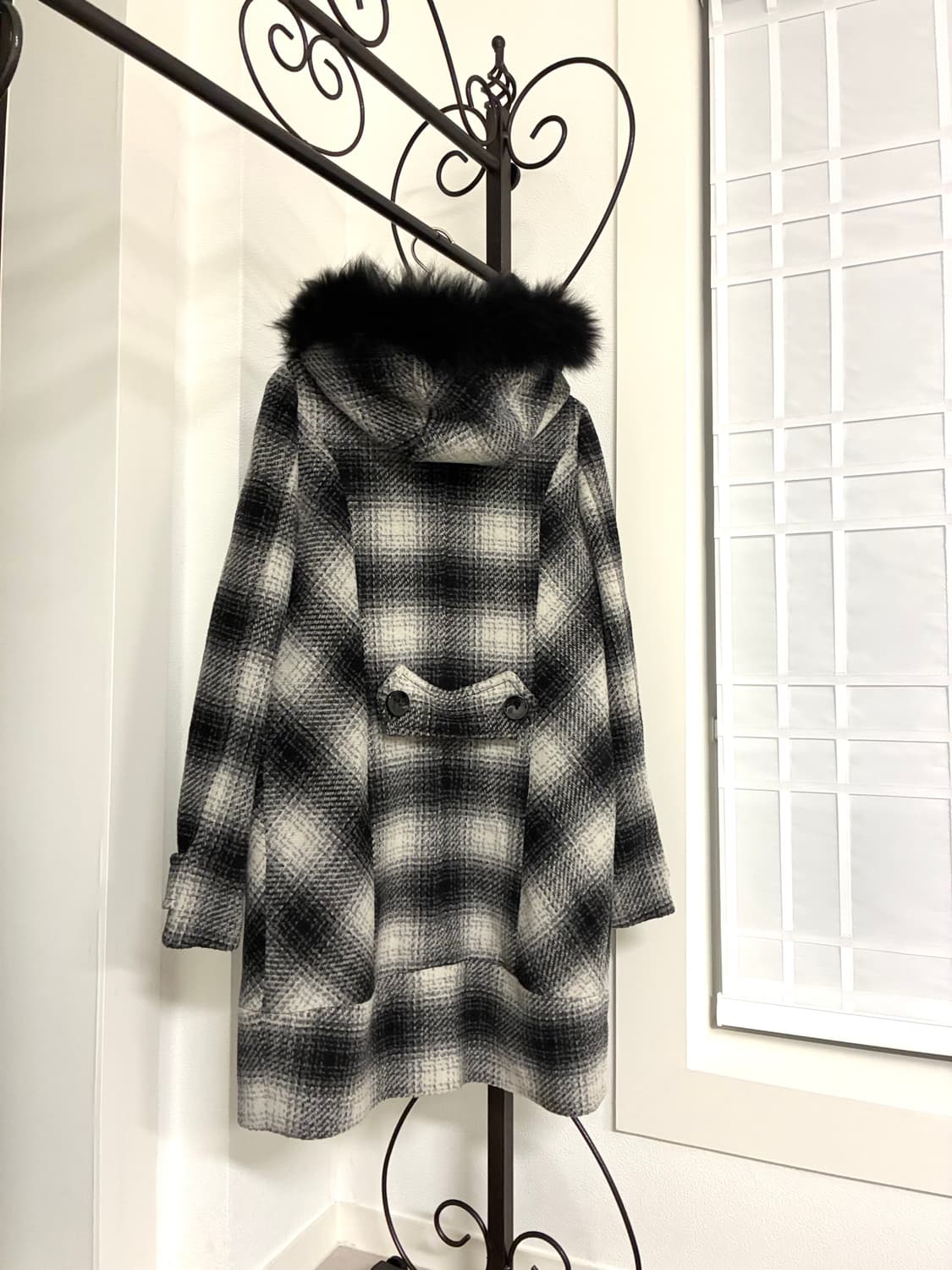 에고이스트 리얼퍼 떡볶이 단추 코트 상품이미지5