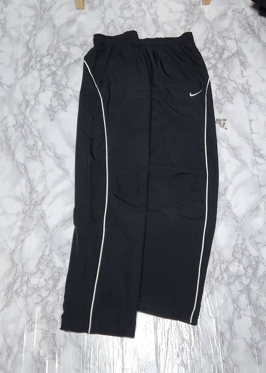 나이키 사이드라인 트랙팬트 바람막이 와이드 바지 상품이미지2