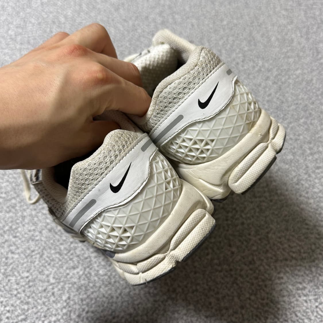 나이키 줌 보메로5 260 상품이미지7