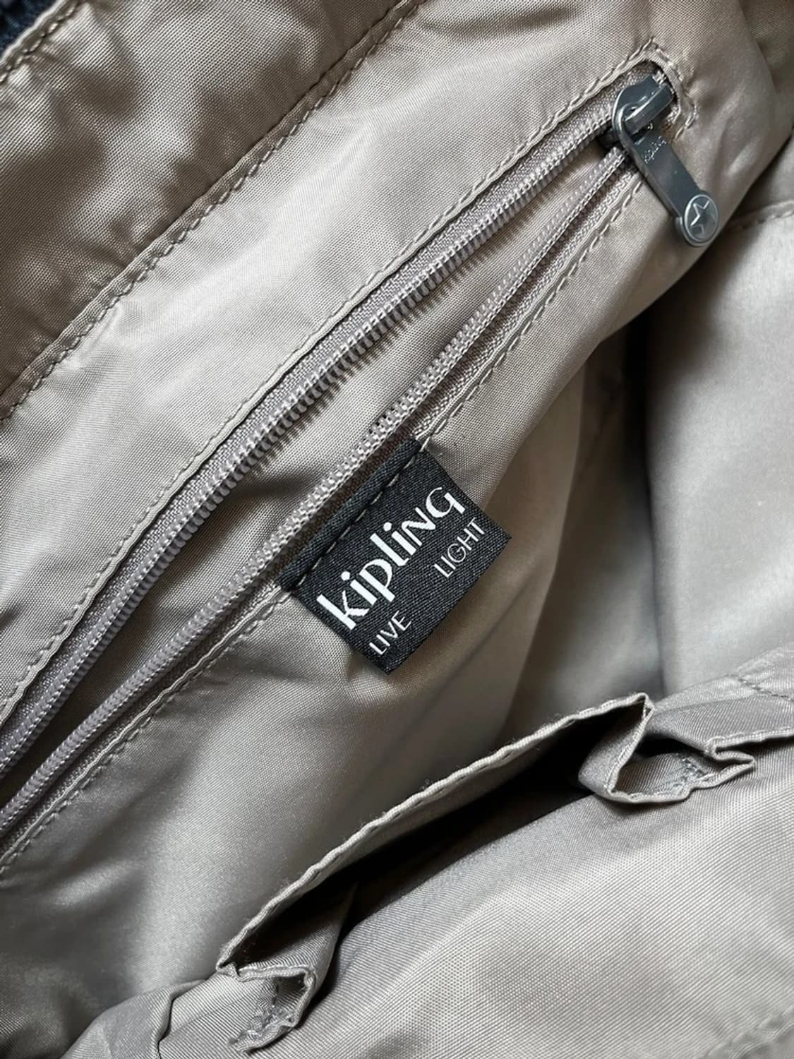 키플링 00's Y2K 포코노 미니 크로스백 Q1382 상품이미지8