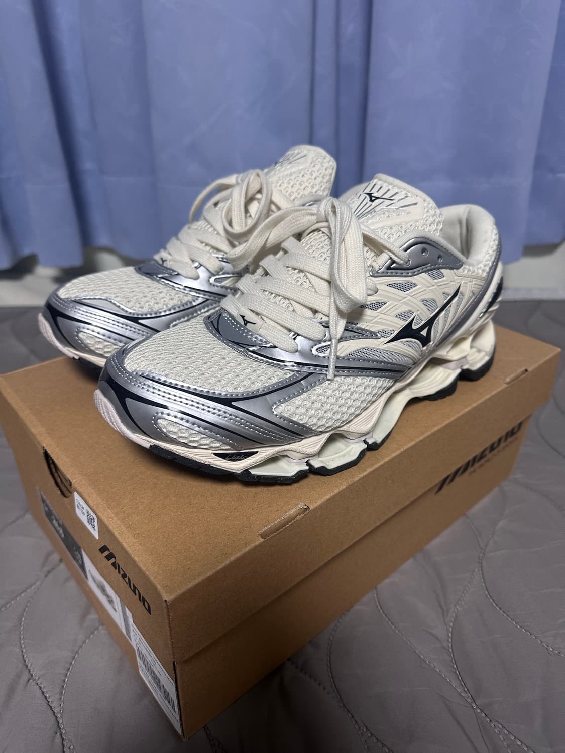 미즈노 웨이브 프로페시 265 사이즈 판매합니다 상품이미지1