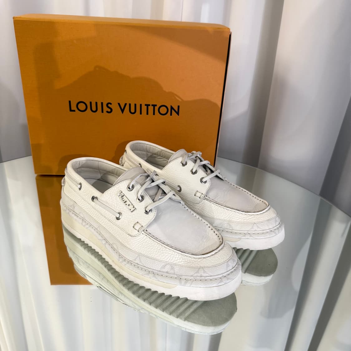 (9) 루이비통 모노그램 드라이빙 보트 슈트 상품이미지2