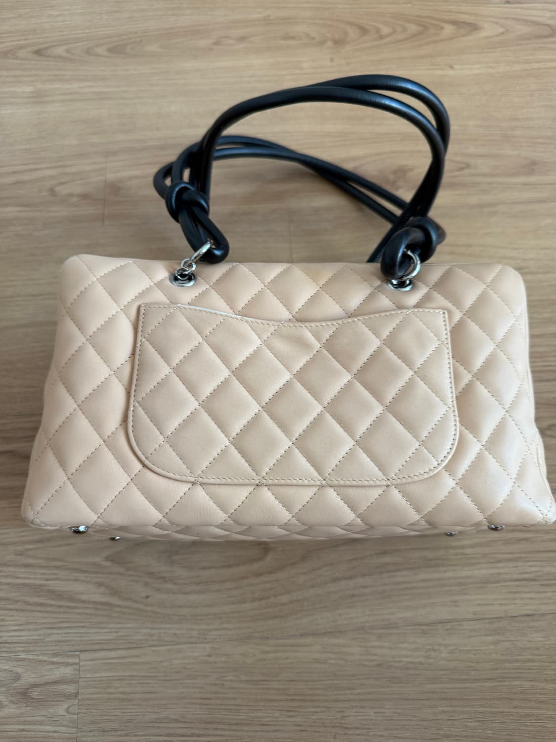 샤넬 깜봉 보스턴백 베이지 블랙 상품이미지3