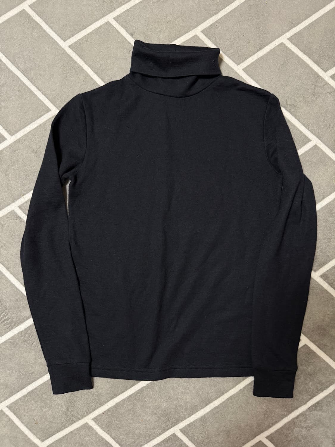 라프시몬스 R로고 터틀넥 상품이미지1