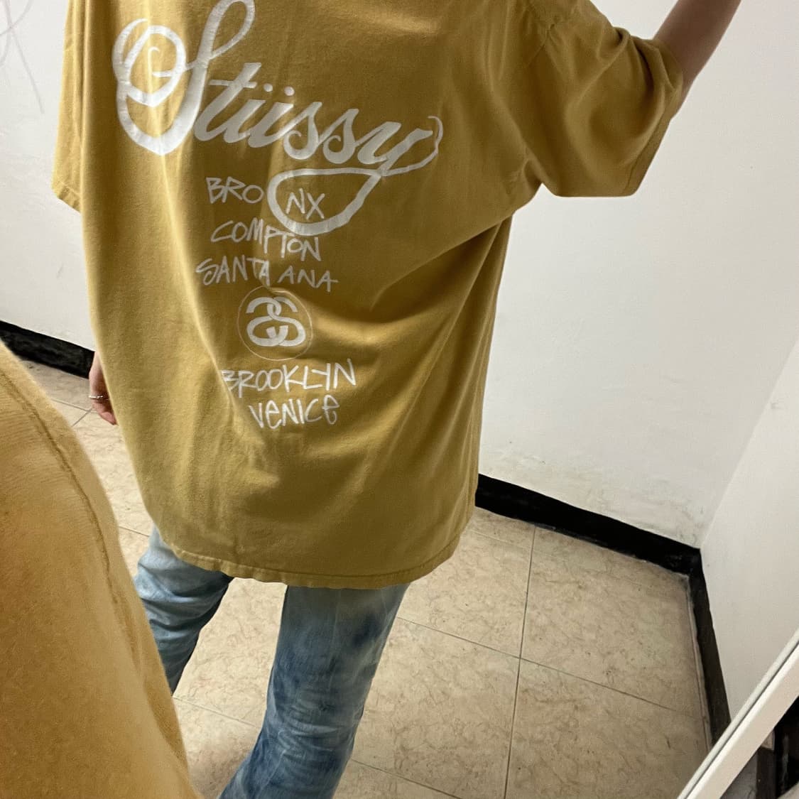 Stussy World Tour Yellow T-Shirt 상품이미지3