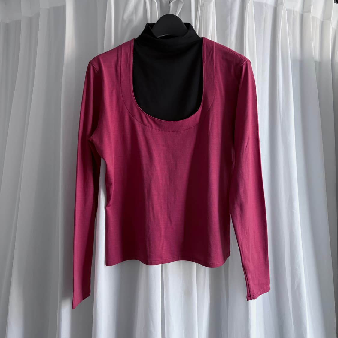 Christian Dior Layered Neck Long Sleeve  상품이미지2