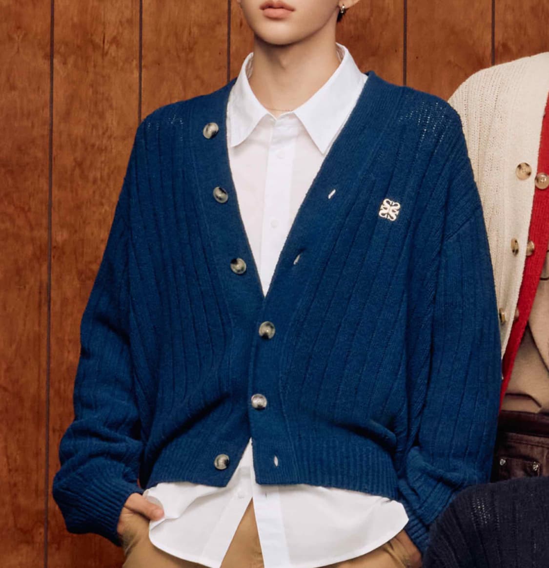 SATUR 파로 오버사이즈 부클 가디건 상품이미지2