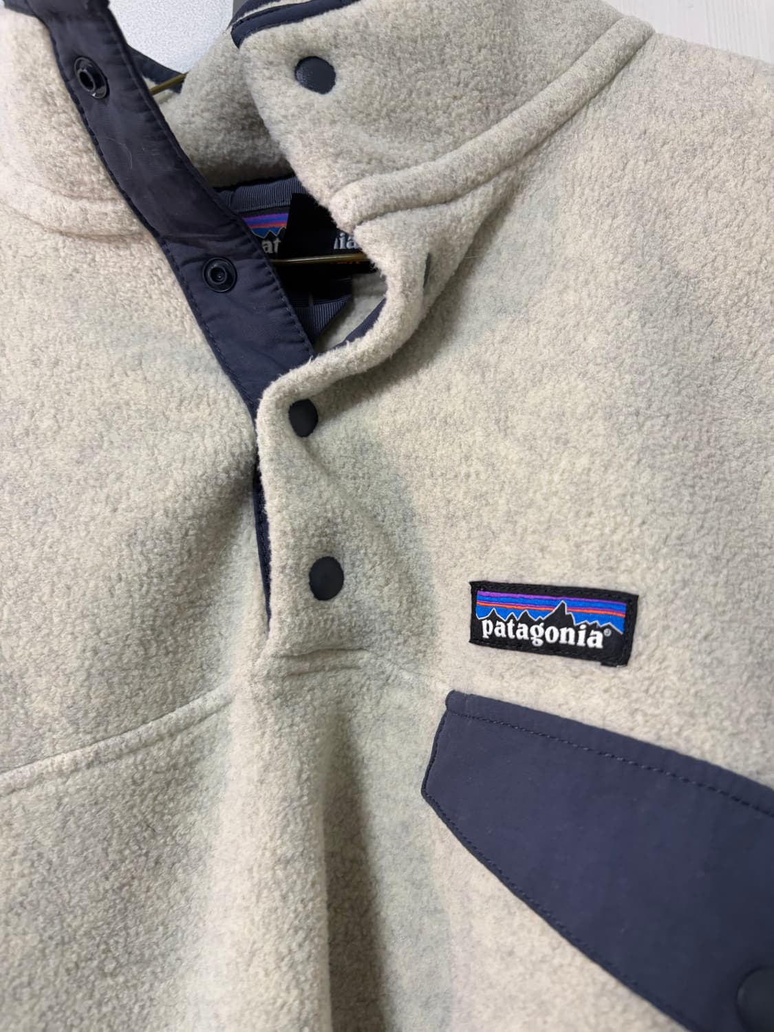 파타고니아 맨즈 라이트웨이트 신칠라 오트밀 L 상품이미지2