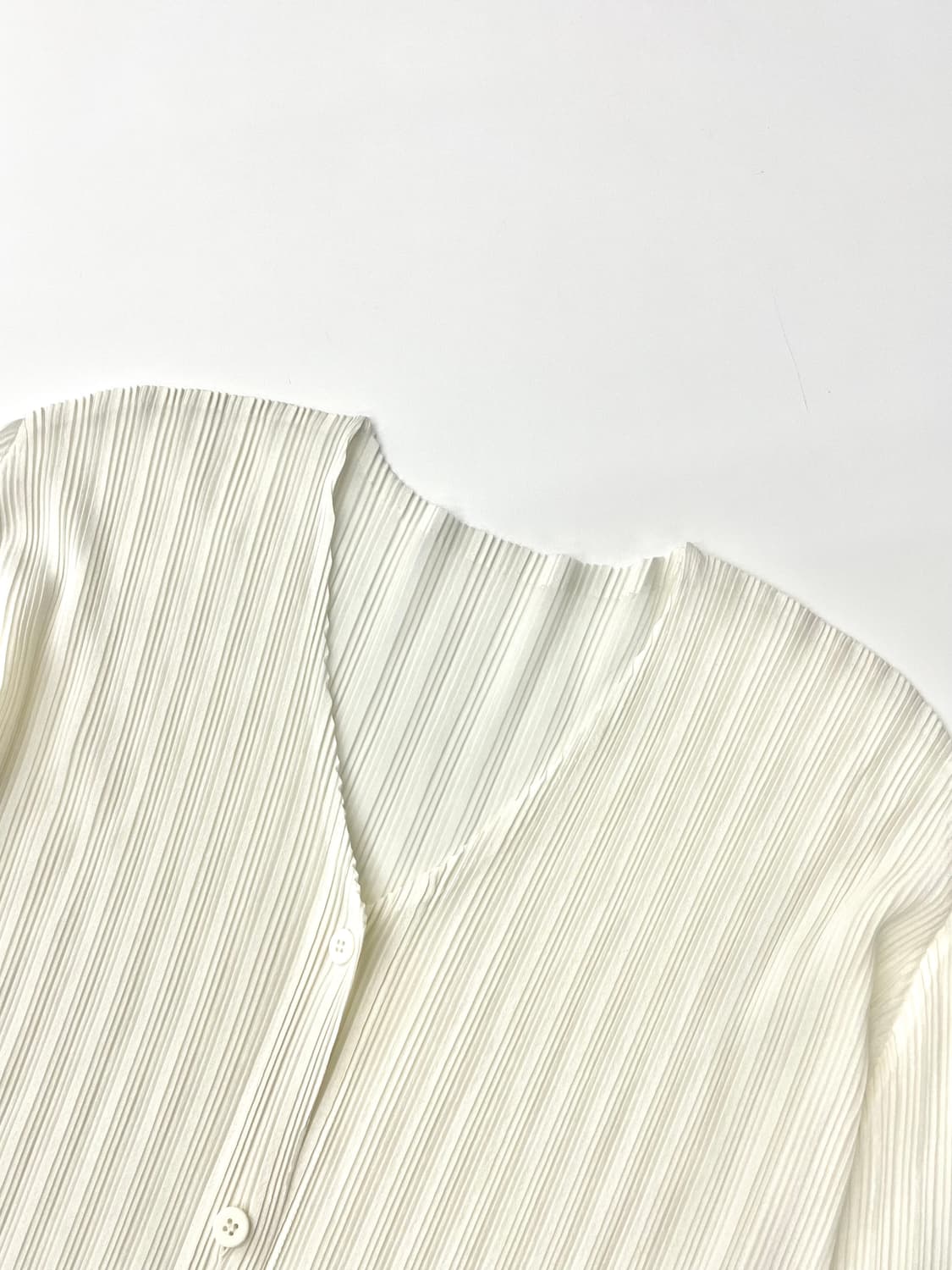 Pleats Please 플리츠플리즈 화이트 가디건 상품이미지8